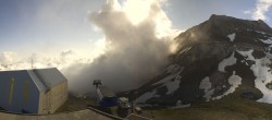 Archived image Webcam Glacier 3000: Top Station Cabane 07:00