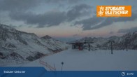 Archiv Foto Webcam Stubaier Gletscher: Murmele Bergstation 01:00