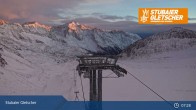 Archived image Webcam Stubai Glacier - Top Station Fernau 06:00