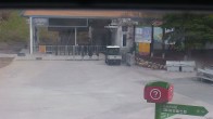 Archived image Webcam Tremblant: South Base Express Gondola 11:00