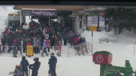 Archived image Webcam Tremblant: South Base Express Gondola 09:00