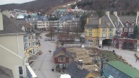 Archiv Foto Webcam Tremblant: Place des Voyageurs 11:00