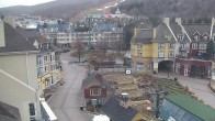 Archiv Foto Webcam Tremblant: Place des Voyageurs 13:00