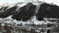 Archived image Webcam Lötschental: View from Wiler to Bietschhorn 15:00