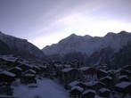 Archiv Foto Webcam Grächen: Ausblick vom Chalet Soldanella 15:00