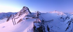 Archiv Foto Webcam Sölden: Bergstation Tiefenbachgletscher 06:00