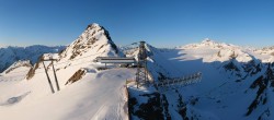 Archiv Foto Webcam Sölden: Bergstation Tiefenbachgletscher 05:00