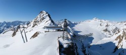 Archived image Webcam Sölden: Top Station Tiefenbach Glacier 07:00