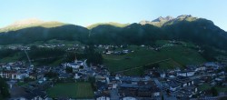Archiv Foto Webcam Sölden: Blick auf den Ort 05:00
