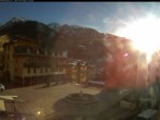 Archived image Webcam Ponte di Legno: Piazza 13:00