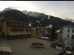 Archived image Webcam Ponte di Legno: Piazza 07:00