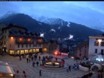 Archiv Foto Webcam Ponte di Legno: Piazza 17:00