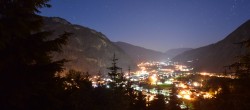 Archiv Foto Webcam Mayrhofen: Blick vom Gasthof Wiesenhof auf den Ort 20:00