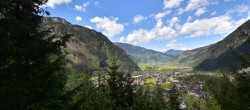 Archived image Webcam Mayrhofen im Zillertal - Town View 13:00
