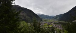 Archiv Foto Webcam Mayrhofen: Blick vom Gasthof Wiesenhof auf den Ort 15:00
