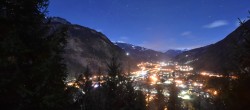 Archiv Foto Webcam Mayrhofen: Blick vom Gasthof Wiesenhof auf den Ort 03:00