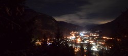 Archiv Foto Webcam Mayrhofen: Blick vom Gasthof Wiesenhof auf den Ort 23:00