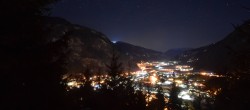 Archiv Foto Webcam Mayrhofen: Blick vom Gasthof Wiesenhof auf den Ort 23:00