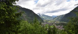 Archiv Foto Webcam Mayrhofen: Blick vom Gasthof Wiesenhof auf den Ort 04:00