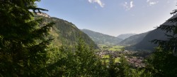 Archiv Foto Webcam Mayrhofen: Blick vom Gasthof Wiesenhof auf den Ort 07:00