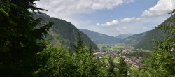 Archiv Foto Webcam Mayrhofen: Blick vom Gasthof Wiesenhof auf den Ort 13:00