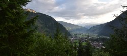 Archived image Webcam Mayrhofen im Zillertal - Town View 05:00