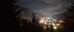 Archiv Foto Webcam Mayrhofen: Blick vom Gasthof Wiesenhof auf den Ort 23:00