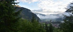 Archiv Foto Webcam Mayrhofen: Blick vom Gasthof Wiesenhof auf den Ort 05:00