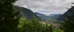 Archiv Foto Webcam Mayrhofen: Blick vom Gasthof Wiesenhof auf den Ort 09:00