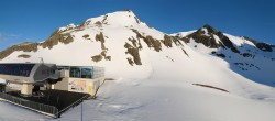 Archived image Webcam Kühtai Ski Resort - Kaiserbahn Lift 05:00
