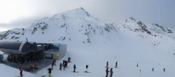 Archived image Webcam Kühtai Ski Resort - Kaiserbahn Lift 13:00