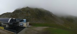 Archived image Webcam Kühtai Ski Resort - Kaiserbahn Lift 06:00