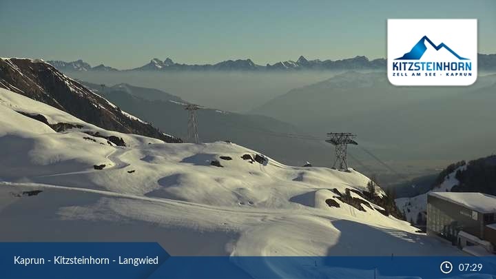 Webcam Langwiedboden am Kitzsteinhorn 2000 m... • Zell am See - Kaprun • Livecam • Live-Stream