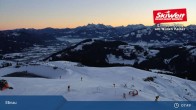 Archiv Foto Webcam Ellmau: Bergstation Hartkaiserbahn 07:00