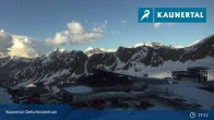 Archived image Webcam Kaunertal Glacier View 18:00