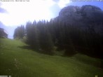 Archived image Webcam Taubensteinbahn - mountain station 11:00