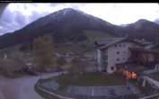 Archived image Webcam View of the Tennengebirge mountains in St. Martin 19:00