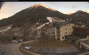 Archived image Webcam View of the Tennengebirge mountains in St. Martin 06:00