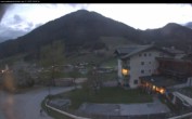 Archived image Webcam View of the Tennengebirge mountains in St. Martin 14:00