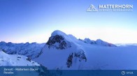 Archiv Foto Webcam Zermatt - Matterhorn Glacier Paradise 06:00