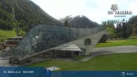 Archived image Webcam Galzigbahn Base Station (St. Anton) 12:00