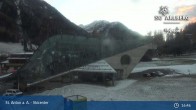 Archived image Webcam Galzigbahn Base Station (St. Anton) 00:00