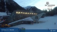 Archived image Webcam Galzigbahn Base Station (St. Anton) 00:00