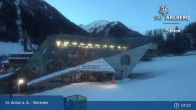 Archived image Webcam Galzigbahn Base Station (St. Anton) 07:00