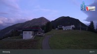 Archiv Foto Webcam Sonnalmbahn- Bergstation 04:00