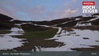 Archiv Foto Webcam Hochzeiger Mittelstation 04:00