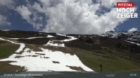 Archiv Foto Webcam Hochzeiger Mittelstation 12:00