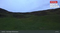 Archiv Foto Webcam Hochzeiger Mittelstation 02:00