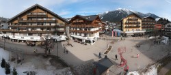 Archiv Foto Webcam Dorfplatz Seefeld 13:00