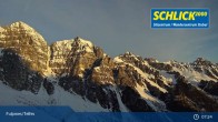 Archived image Webcam Schlick 2000: Mitterjoch (Fulpmes) 06:00